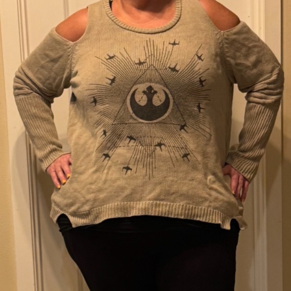 Star Wars Rebel Alliance Cold-Shoulder Sweater Size 3 (Plus) 🛰️ - Picture 1 of 10